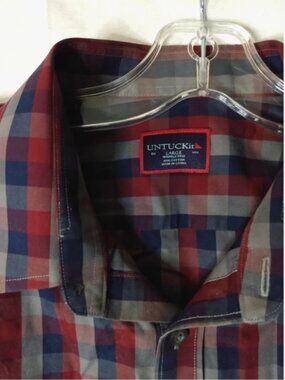 UNTUCKit Shirt Mens L Plaid Wrinkle Free Red Gray Blue Long Sleeve Button Up